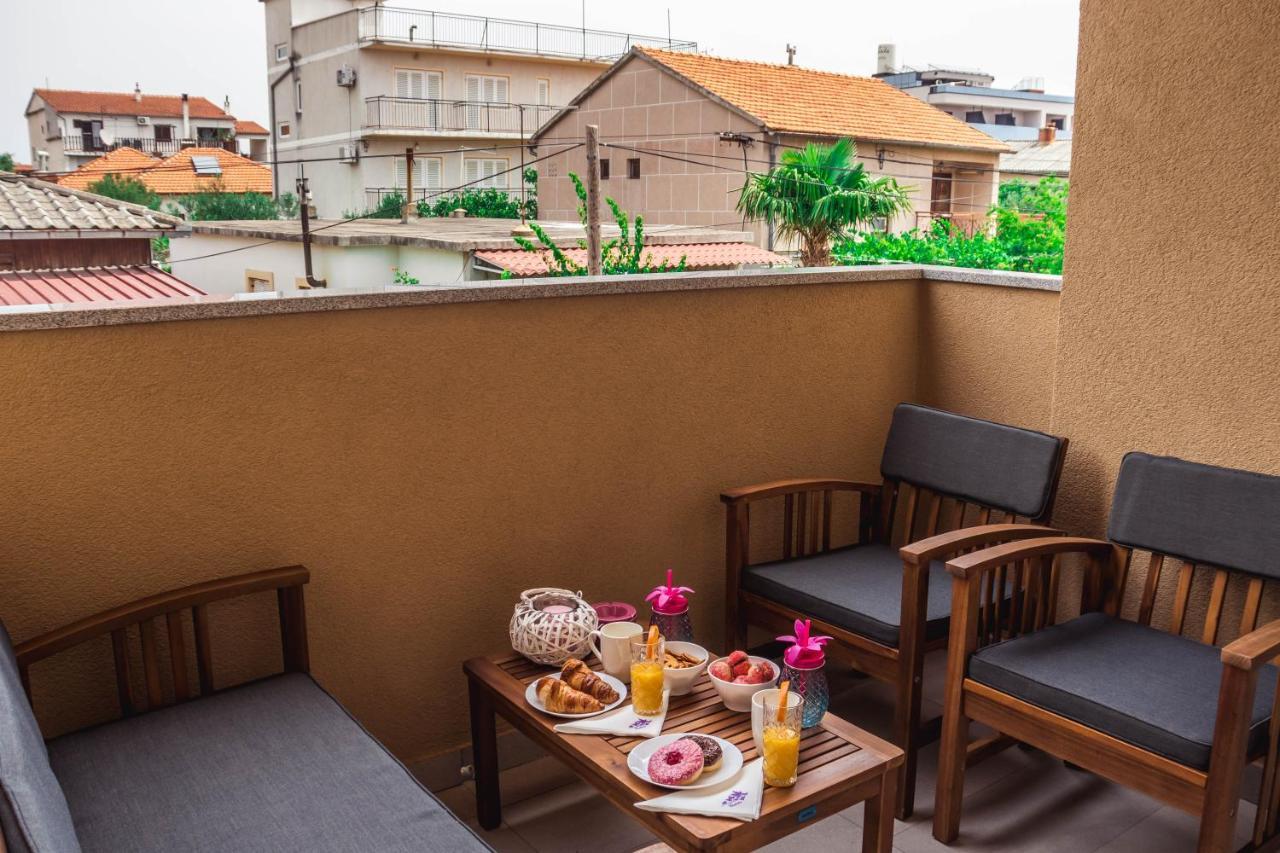 Apartmani Vuckovic Vodice Exterior foto